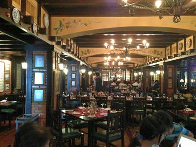 บรรยากาศอาทิตย์กลางวันคนน้อยดี ตอนเย็นคงต้องโทรจอง ที่ ร้านอาหาร Neil's Tavern Restaurant (Steak House) ร่วมฤดี บรรยากาศอาทิตย์กลางวันคนน้อยดี ตอนเย็นคงต้องโทรจอง ที่ ร้านอาหาร Neil's Tavern Restaurant (Steak House) ร่วมฤดี