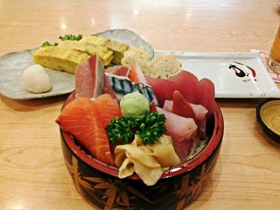 sashimi don setB ที่ ร้านอาหาร Hanaya sashimi don setB ที่ ร้านอาหาร Hanaya