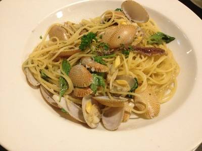ร้านอาหาร Greyhound Café - J Avenue