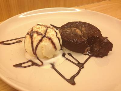 ช็อคโกแลค ลาวา // รูปตั้งแต่ปีที่แล้ว ที่ ร้านอาหาร Study Room Cafe