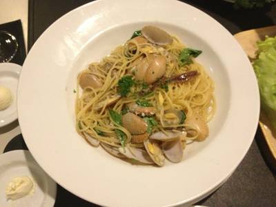 ร้านอาหาร Greyhound Café - J Avenue
