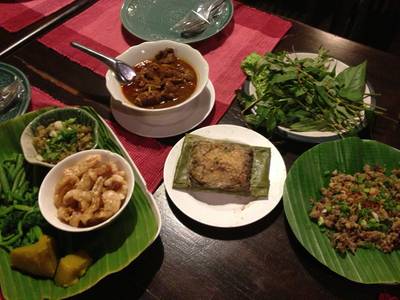 ร้านอาหาร บ้านไร่ยามเย็น ร้านอาหาร บ้านไร่ยามเย็น