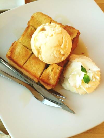 Mini Toast ที่ ร้านอาหาร HAP de NOUS The Promenade