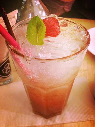 Strawberry Refreshing ที่ ร้านอาหาร HAP de NOUS The Promenade