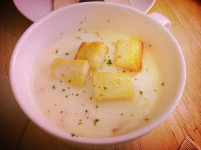 ซุปครีมเบคอน ที่ ร้านอาหาร HAP de NOUS The Promenade