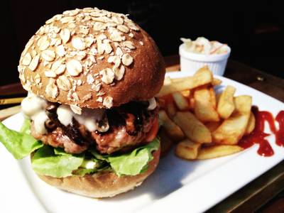Le Parisian ที่ ร้านอาหาร Bangkok Burger Co. ทองหล่อ 10