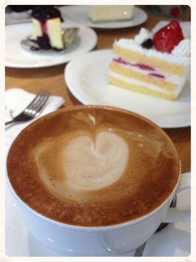 Hot Late ที่ ร้านอาหาร Patisserie Mori Osaka RCA