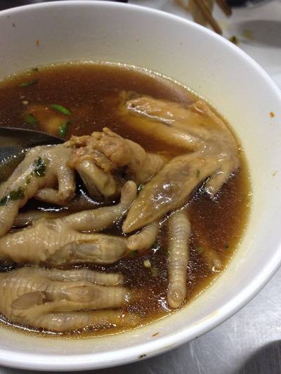ร้านอาหาร ซ้งเป็ดพะโล้ สี่แยกวังหิน