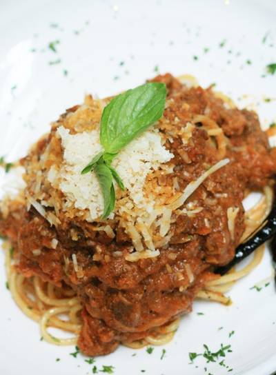 Spaghetti Bolognaise ที่ ร้านอาหาร Pizza Pazza