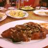 เป็ดกีตาร์ ที่ ร้านอาหาร ภัตตาคารเชฟกระทะเหล็ก