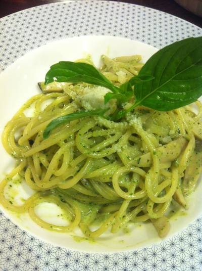 สปาเพสโต้เห็ด ที่ ร้านอาหาร On the table tokyo café Central World