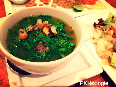 ต้มผักหวาน ที่ ร้านอาหาร บ้านหญิง สยามสแควร์
