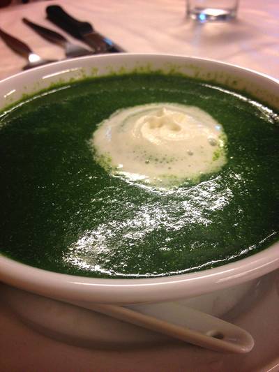 Spinach Soup ที่ ร้านอาหาร เชฟถนอม Spinach Soup ที่ ร้านอาหาร เชฟถนอม