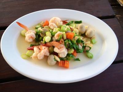 ร้านอาหาร บ้านน้ำเคียงดิน