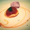 แอพเปิ้ลพาย + ไอศครีมลาเว็นเดอร์ ที่ ร้านอาหาร Greyhound Café ดิเอ็มโพเรี่ยม