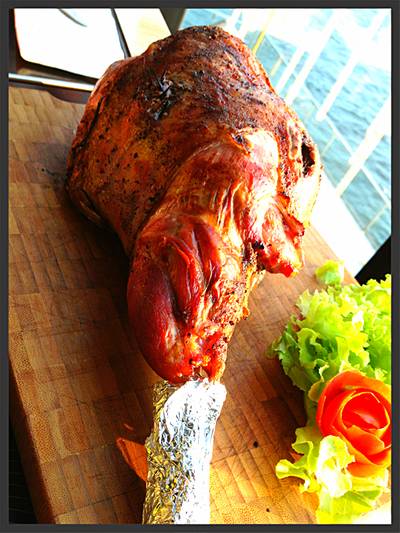 Rosemary&Garlic Stuffed Australia Lamb Leg:หน่ึงในเมนูChurrascoท่ีคุณพลาดไม่ได้ ที่ ร้านอาหาร N'Grill Brazilian Bistro