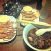 ก๋วยเตี๋ยวน้ำตกหมู กุ้งม้วน เกี๊ยวห่อชีส โอ้วต้องไปซ้ำนะค่ะ เจ๋งหง่ะ.......!