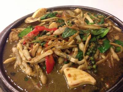 หอยหลอดผัดฉ่า ที่ ร้านอาหาร กุ้งเต้น ราชพฤกษ์ หอยหลอดผัดฉ่า ที่ ร้านอาหาร กุ้งเต้น ราชพฤกษ์