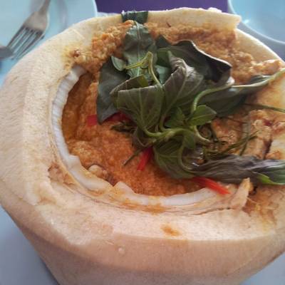 ห่อหมกทะเล ใหญ่โพดๆ รู้สึกจะประมาณ 200.- แต่คุ้มหลาย ^^ ที่ ร้านอาหาร ครัวแสวง ซีฟู้ด