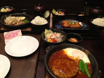ร้านอาหาร yayoi Paradise Park