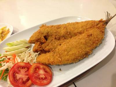 ปลาสำลีแดดเดียว ที่ ร้านอาหาร กุ้งเต้น ราชพฤกษ์ ปลาสำลีแดดเดียว ที่ ร้านอาหาร กุ้งเต้น ราชพฤกษ์
