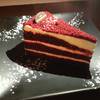 เร้ดเวลเวท ที่ ร้านอาหาร The Fabulous Bar & Dessert Cafe