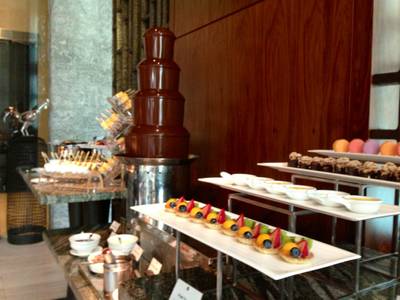 Dessert Corner ที่ ร้านอาหาร Brasserie Europa Siam Kempinski Hotel Siam Kempinski Hotel