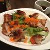 สลัดไก่ย่าง ที่ ร้านอาหาร Tazu Shabu Yaki
