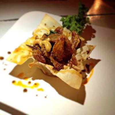 ปูนิ่มผัดซอสมะขาม ที่ ร้านอาหาร Tuscany Thai Cuisine