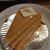 เค้กฟัดจ์ชาไทยครับ ^_^ ที่ ร้านอาหาร ครัวดอกไม้ขาว