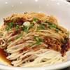 บะหมี่ราดซอสเผ็ด ที่ ร้านอาหาร ติ่น ไท่ ฟง central world