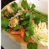 ลาบปลาแซลมอล ที่ ร้านอาหาร กินข้าวบ้านเพื่อน
