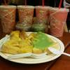 อิ่ม ที่ ร้านอาหาร มนต์นมสด ถนนดินสอ