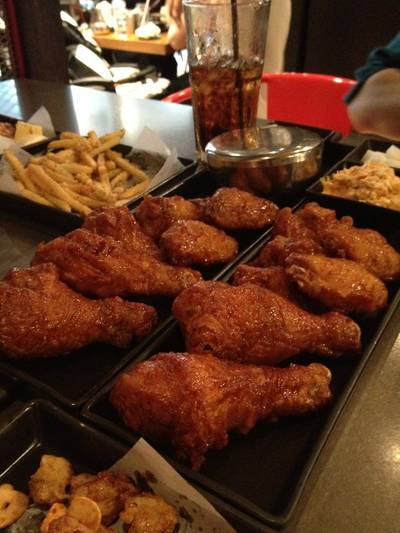 ร้านอาหาร BonChon Chicken ทองหล่อ 13