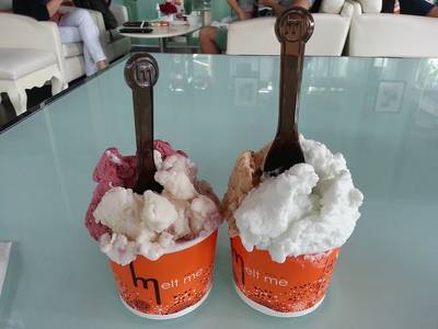 ไอติม ที่ ร้านอาหาร Melt Me ทองหล่อ 10