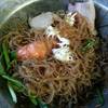 กุ้งอบวุ้นเส้น ราคา 110.- ที่ ร้านอาหาร ข้าวผัดปู-กระเพาะปลา เมืองทอง