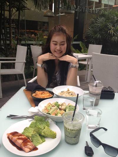 ของกินเยอะมาก คุ้ม อร่อยทุกอย่าง ที่ ร้านอาหาร Dean & Deluca ช่องนนทรี