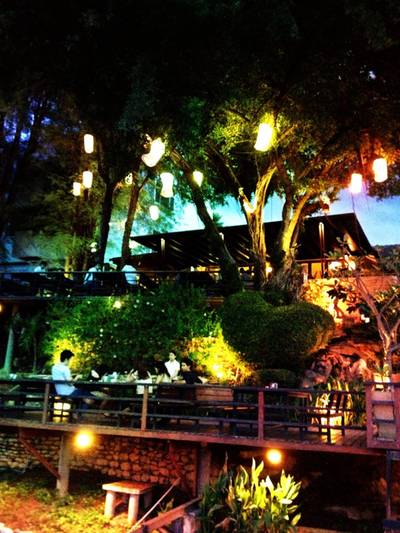 ร้านอาหาร คีรีธารา