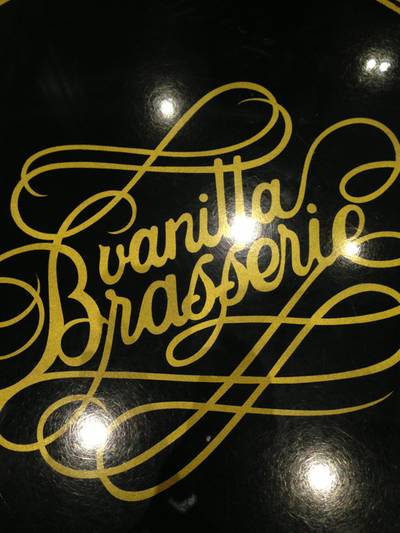 ร้านอาหาร Vanilla Brasserie Siam Paragon