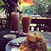 ข้าวผัดมะเมี๊ยะ (ข้าวผัดฮังเล) ที่ ร้านอาหาร กาแฟ มะเมี๊ยะ