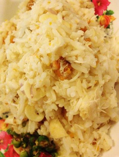 ข้าวขย้ำเนื้อปู ที่ ร้านอาหาร ครัวแจ๋ว