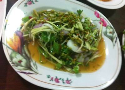 ยำไข่แมงดา ที่ ร้านอาหาร โรจน์ ซีฟู้ด ยำไข่แมงดา ที่ ร้านอาหาร โรจน์ ซีฟู้ด
