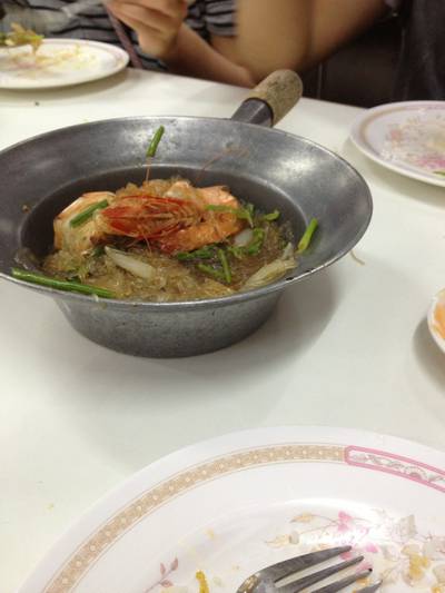 กุ้งอบวุ้นเส้น ที่ ร้านอาหาร ร้านอาหารหัวหิน โกทิ