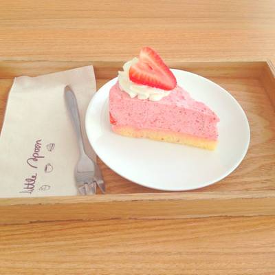 strawberry mousse  กิน2นาทีหมด อร่อยจนหยุดกินไม่ได้ ที่ ร้านอาหาร Little Spoon