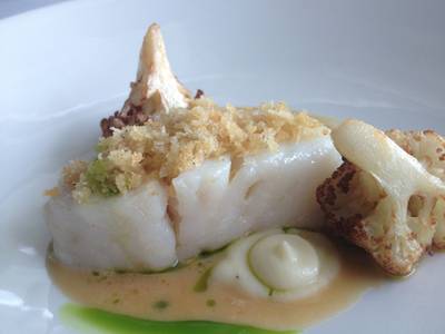 Atlantic Cod W Cauliflower ที่ ร้านอาหาร Water Library Chamchuree Square