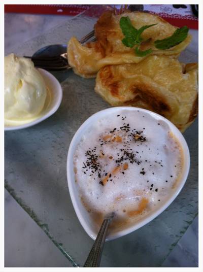 Roti Tissue ที่ ร้านอาหาร Audrey Cafe & Bistro ทองหล่อ