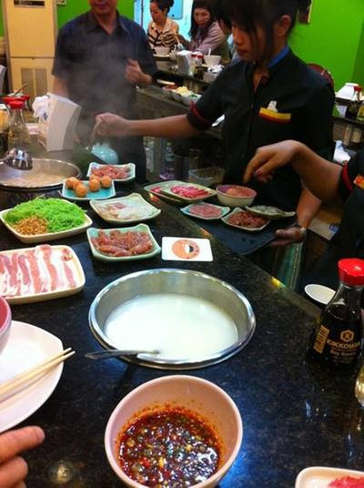 ร้านอาหาร Mama Do By เธอ ทองหล่อ