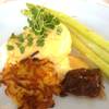 Crab Cake Benedict ที่ ร้านอาหาร Roast Coffee & Eatery