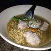 มาม่าหมูค่ะ ที่ ร้านอาหาร โกเบ๊นซ์ ก๋วยจั๊บ เกาเหลาเลือดหมู