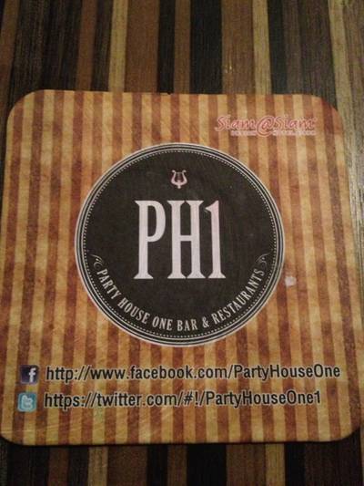 ร้านอาหาร Party House One Siam Design Hotel